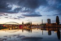 Avond valt over Arnhem