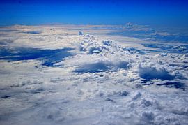 Air over the Atlantic by Karel Frielink