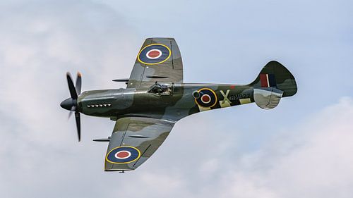 Supermarine 379 Spitfire FR14E.