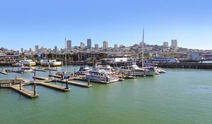 Zonnig havengezicht in San Francisco