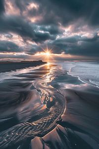 Goldene Sonnenstrahlen am Meer