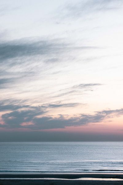 Pastel-coloured sky at sunset in the North Sea by Simone Neeling