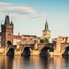 Karelsbrug in Praag van Ilya Korzelius