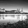 Dresden Oude Stad Skyline - Zwart & Wit van Frank Herrmann