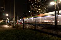 Light trail tram oversteekplaats van Eline Molier thumbnail