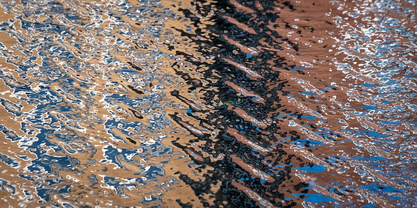 Colourful water by Betty van Engelen