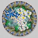 Grieks bord met snipperbloemen van Ruud van Koningsbrugge thumbnail