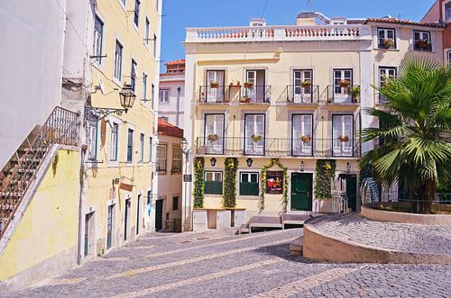Lisbon's Buildings - Urban Architecture in Portugal