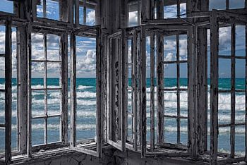 the ocean is coming to take it away . . . haha!