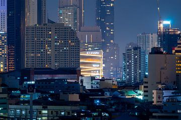 ICONSIAM dans la mer de lumières