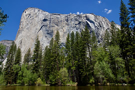 El Capitan in Yosemite National Park by Gregor Abbas