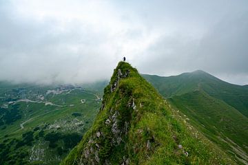 Auf dem Weg zum Nebelhorn und der Mittelstation von Leo Schindzielorz