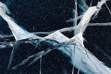Abstracte structuren in ijs van Michèle Huge