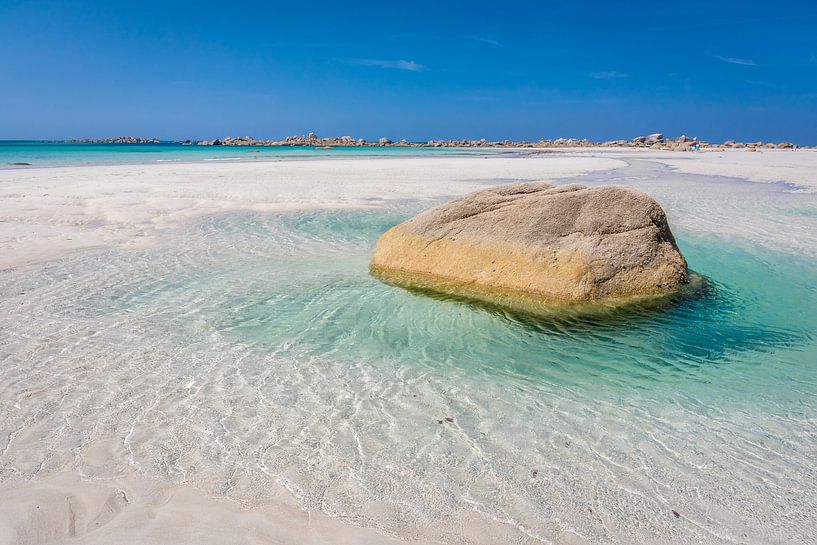 Kerfissia beach, Brittany by Christian Müringer
