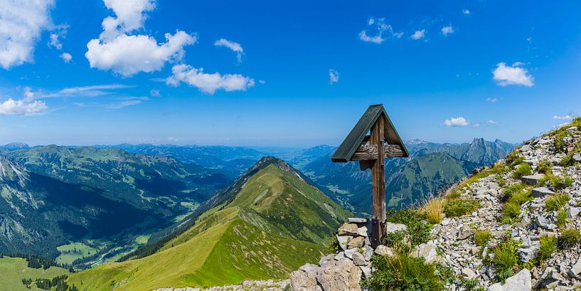 on the Wildengundkopf by Walter G. Allgöwer