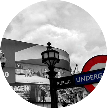 London Underground Piccadilly Circus van Mark de Weger