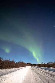 Tanz des Nordlichts über Norrbotten – Magische Winternacht in Lappland