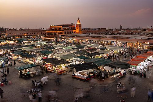 Djemaa el-Fna at sunset in Marrakech
