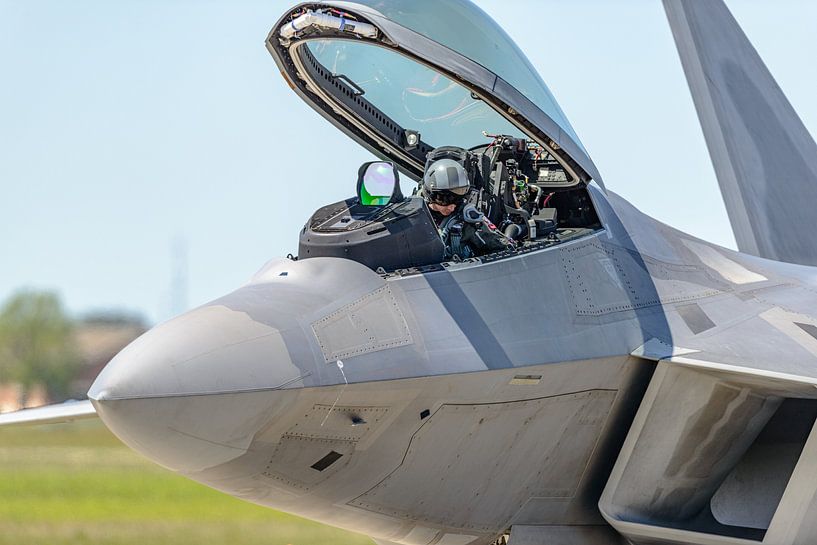 U.S. Air Force Lockheed Martin F-22 Raptor demo team. by Jaap van den Berg