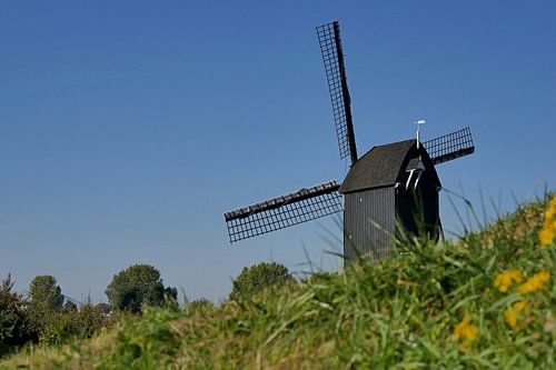 Daar bij die Molen von Marianne Kemmeren