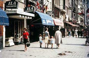 Vintage Amsterdam Damrak  van Jaap Ros