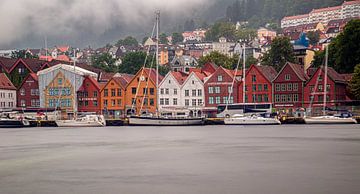 Bergen in Noorwegen van Thomas Heitz