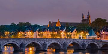 Panoramafoto van de Sint Servaasbrug in Maastricht van Henk Meijer Photography