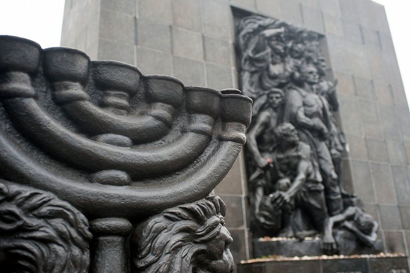 Pomnik Bohaterow Getta by Richard Wareham