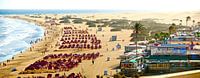 Playa del Ingles in Gran Canaria van Leopold Brix thumbnail