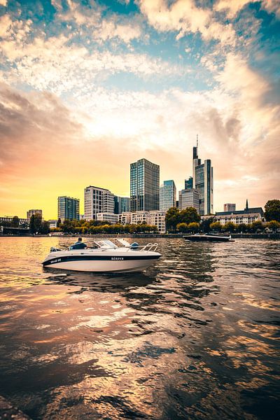 Frankfurt am Main with boat by Fotos by Jan Wehnert