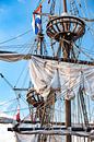 Segeln Sie Pfosten eines historischen alten hölzernen Segelboots von Fotografiecor .nl Miniaturansicht