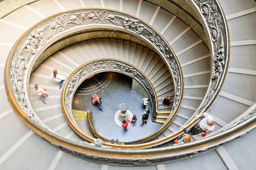 Escalier à double colimaçon dans les musées du Vatican par Lars-Olof Nilsson
