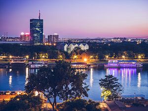 Belgrad - Skyline zur Blauen Stunde von Alexander Voss