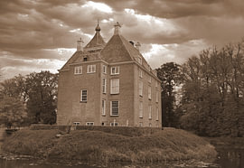 Le château de Soelen en sépia. sur Jose Lok