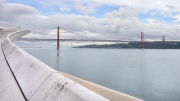 Ponte 25 de Abril - Timeless perspective from MAAT, Lisbon by Rolf Schnepp