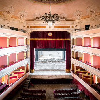 Verlaten Theater in Verval.