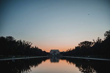 Lincoln Memorial at sunset