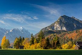 Herbstimmung mit Kramer und Zugspitze