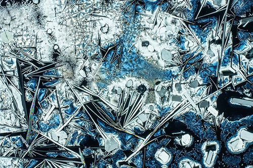 Geboren uit kristallen