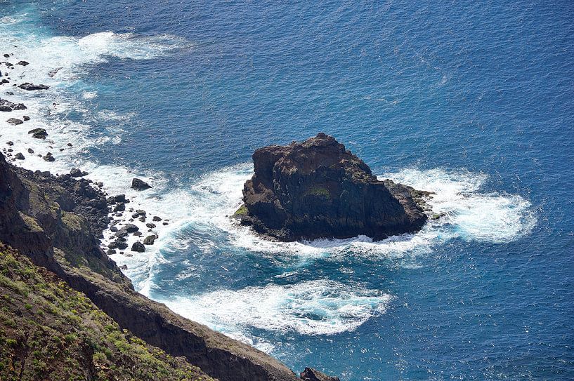 Along the coast by Frank's Awesome Travels