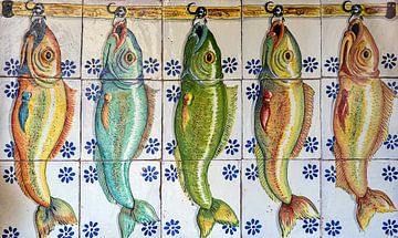 Antiek Italiaans tegeltableau met vissen