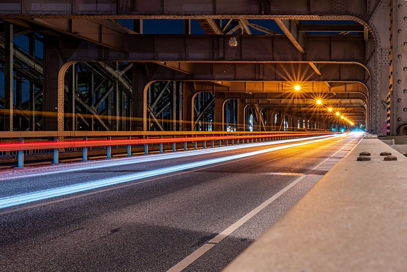 Elbbrücken with traces of light at night by Felix Marx