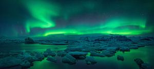 Jokulsarlon Aurora van Wojciech Kruczynski