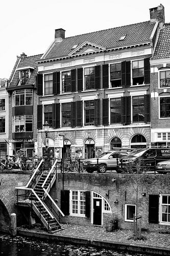 Het voormalige N.V. huis aka Tivoli aan de Oudegracht in Utrecht
