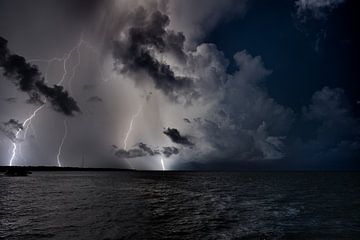 Thunder &  Lightning at sea