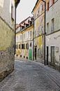 Oud straatje in Ljubljana Slovenie van Yvonne Smits thumbnail