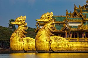 Die königliche Barke in Yangon
