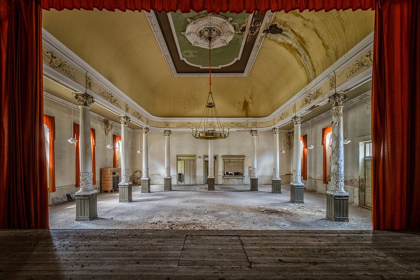Verlassener Ballsaal von Gentleman of Decay