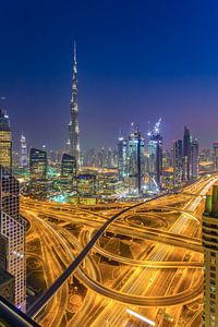 Dubai by Night - Burj Khalifa en Downtown Dubai - 3 van Tux Photography