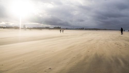 Zandstorm op Katwijkse strand